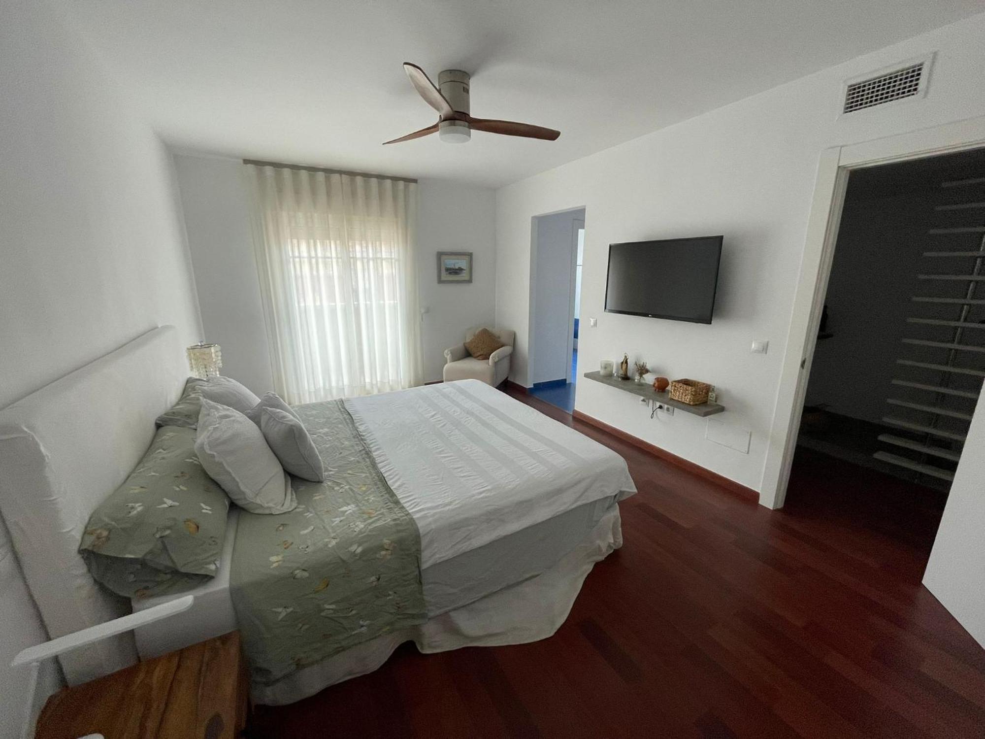 Tokyo Rooms อัลเมรีอา ภายนอก รูปภาพ